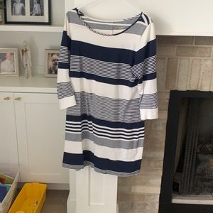Lilly pulitzer Navy and white stripped dress